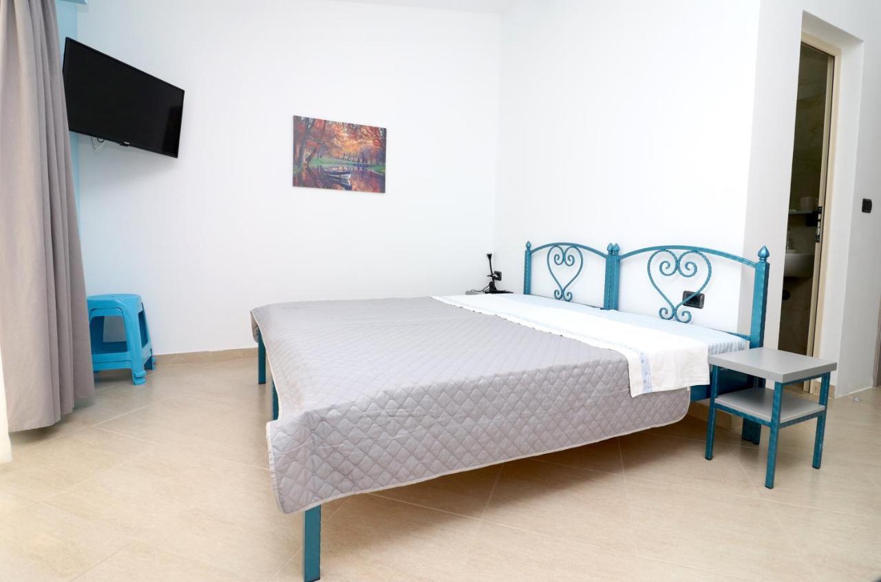 Apartamento Ildora Qimon Himarë Exterior foto