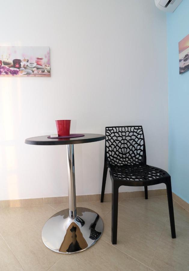 Apartamento Ildora Qimon Himarë Exterior foto