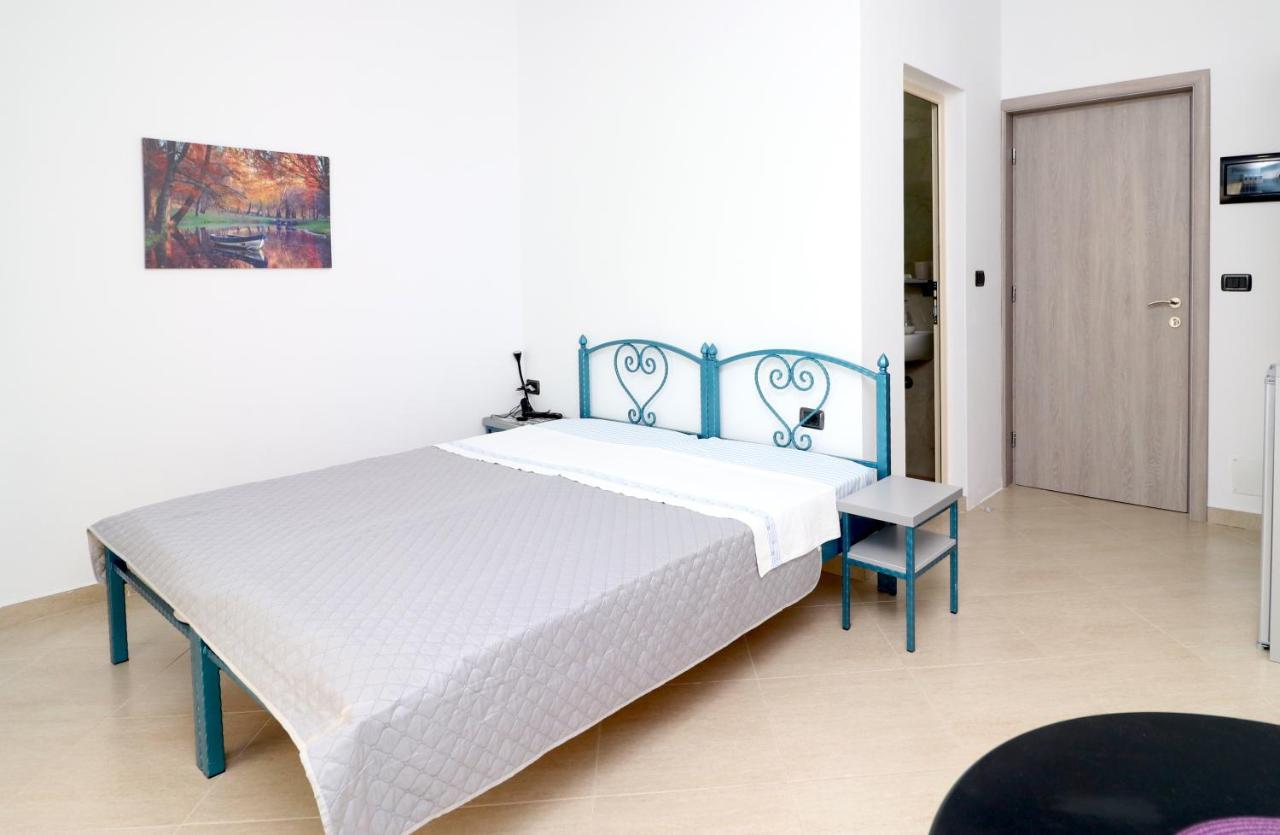Apartamento Ildora Qimon Himarë Exterior foto