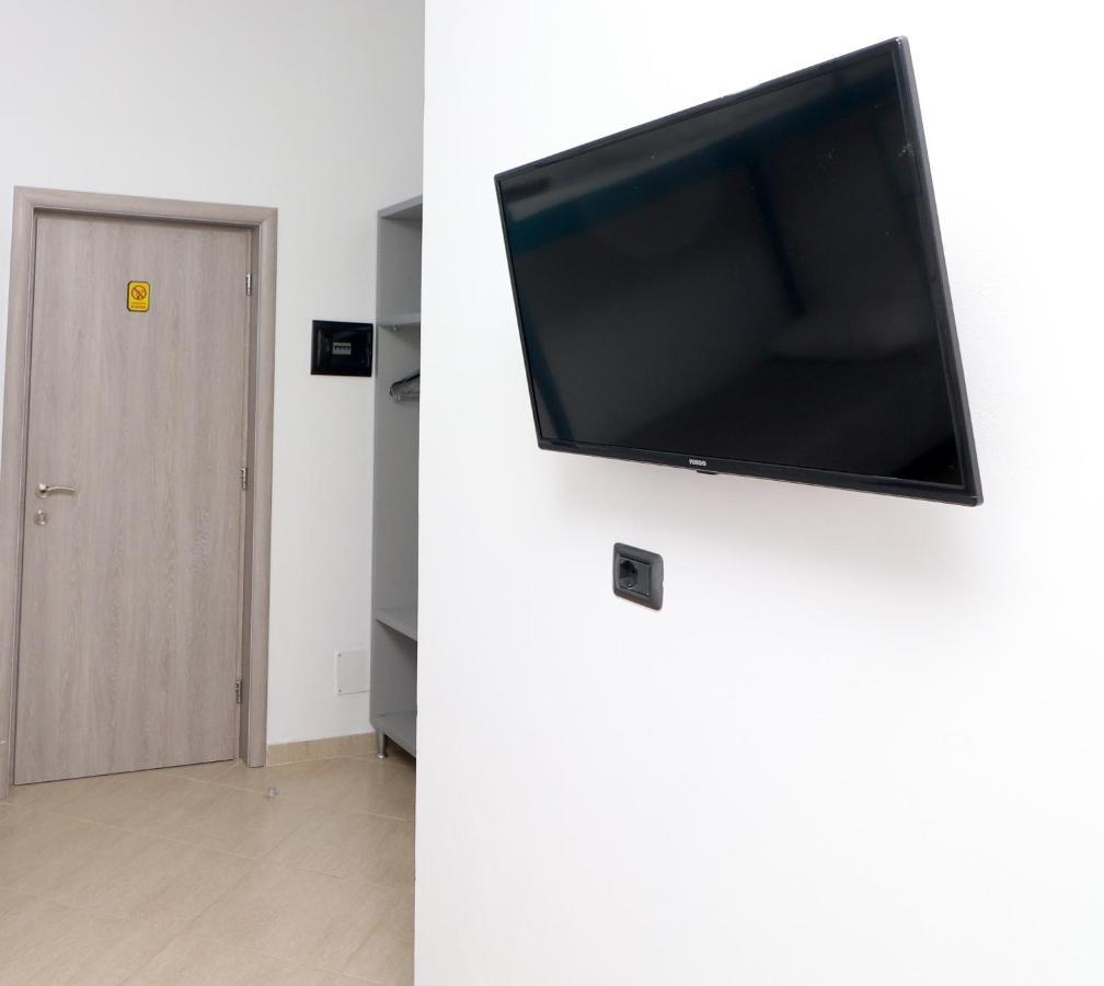 Apartamento Ildora Qimon Himarë Exterior foto