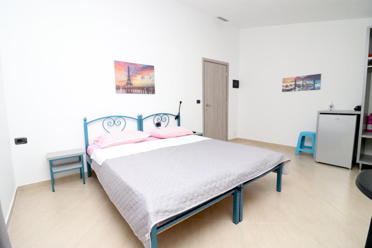 Apartamento Ildora Qimon Himarë Exterior foto