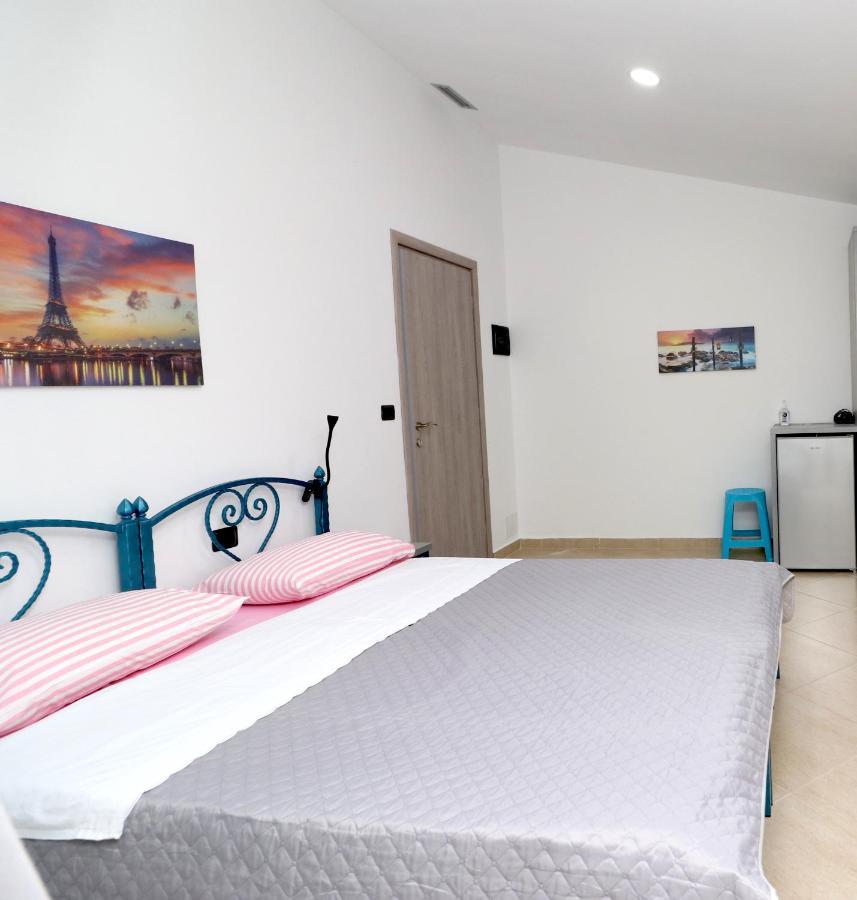 Apartamento Ildora Qimon Himarë Exterior foto