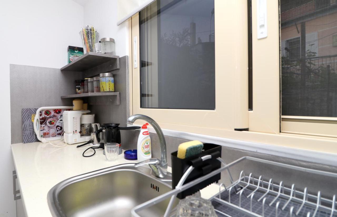 Apartamento Ildora Qimon Himarë Exterior foto