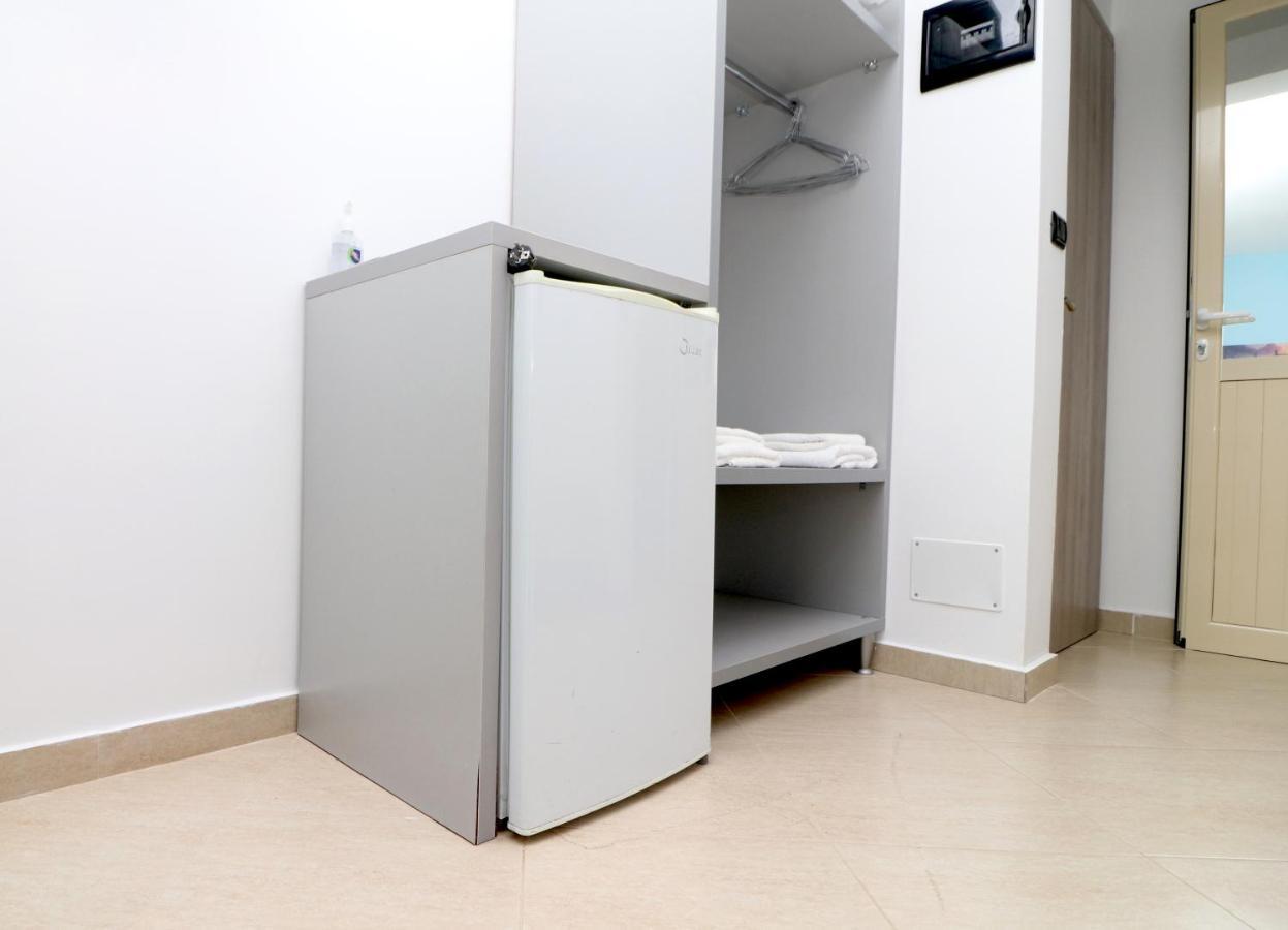 Apartamento Ildora Qimon Himarë Exterior foto
