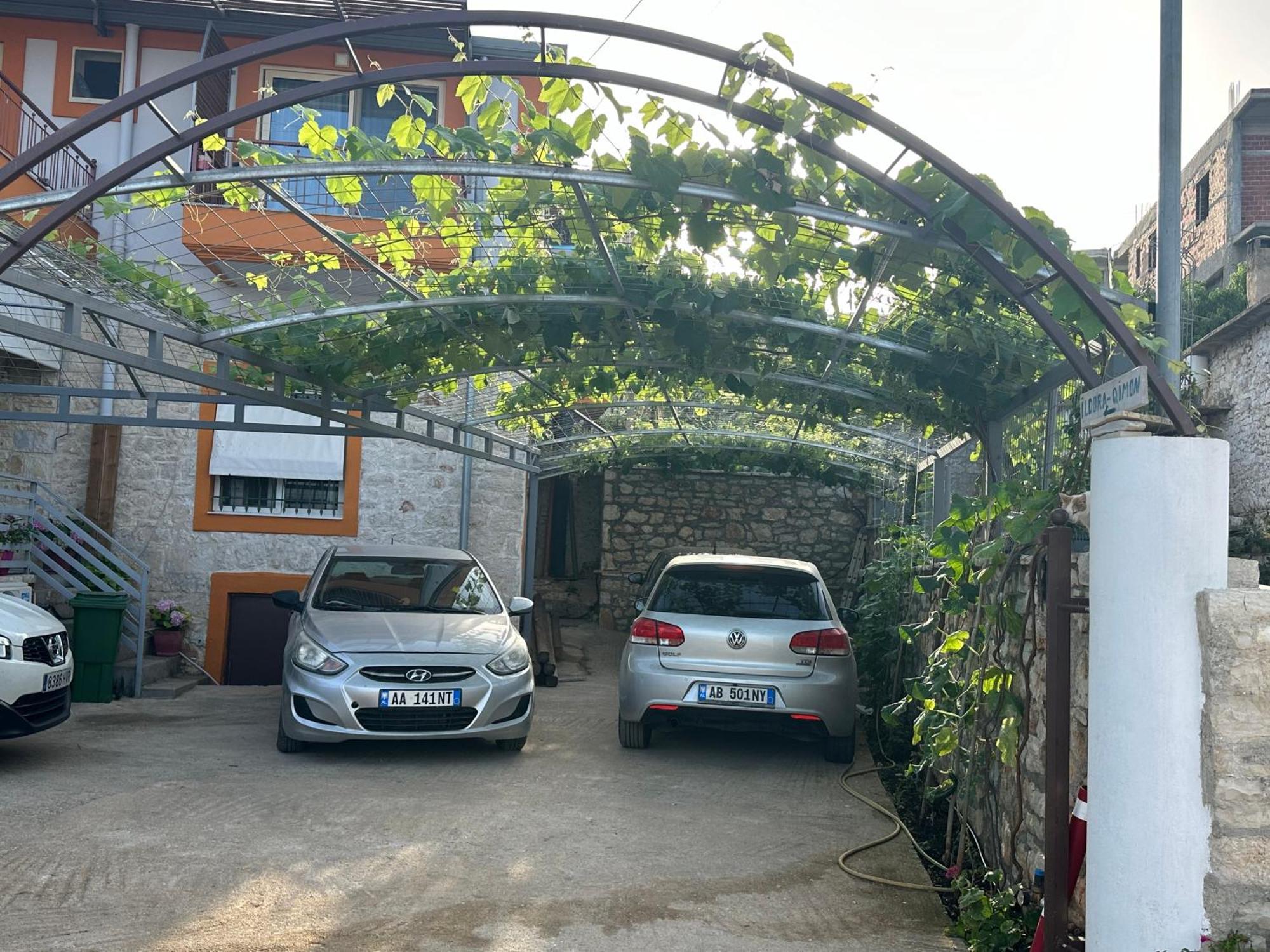 Apartamento Ildora Qimon Himarë Exterior foto